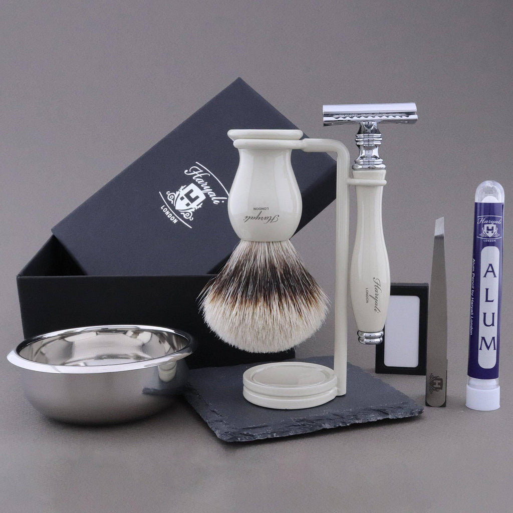 Haryali's Grace Range Shaving Kit 