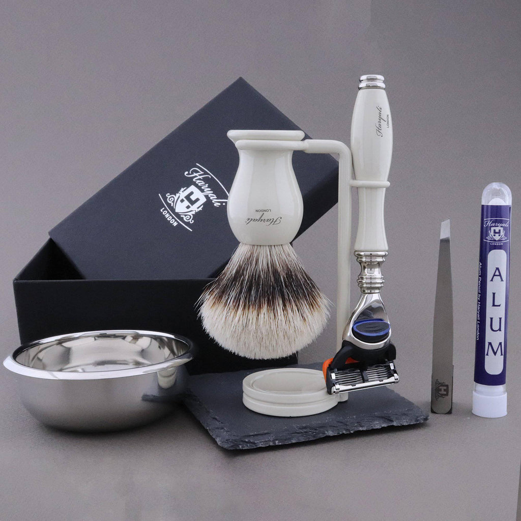 Haryali's Grace Range Shaving Kit 