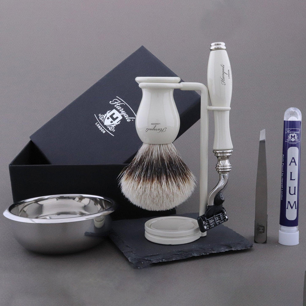 Haryali's Grace Range Shaving Kit 