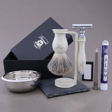 Load image into Gallery viewer, Haryali&#39;s Grace Range Shaving Kit 