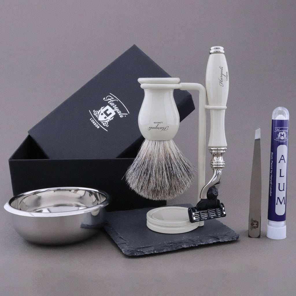 Haryali's Grace Range Shaving Kit 