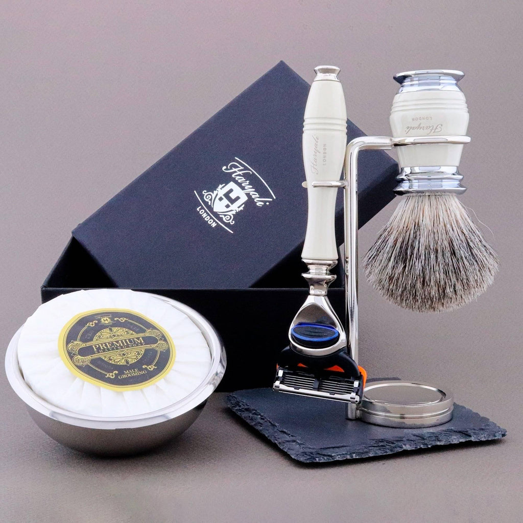 Haryali's Groove Range Shaving Kit 