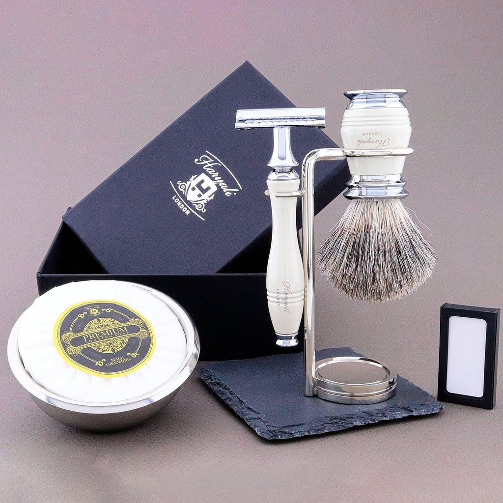 Haryali's Groove Range Shaving Kit 