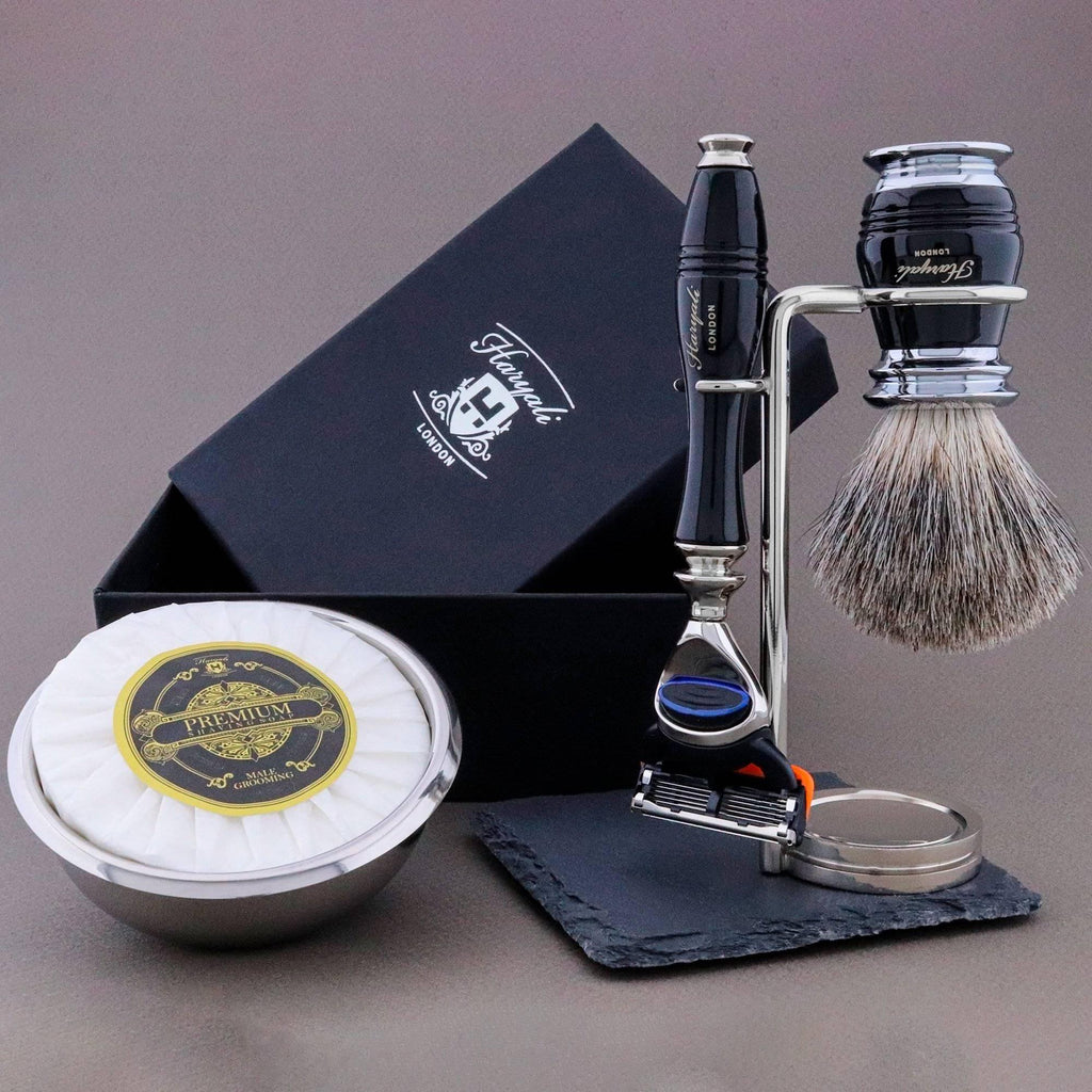 Haryali's Groove Range Shaving Kit 