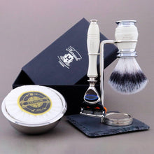 Load image into Gallery viewer, Haryali&#39;s Groove Range Shaving Kit 