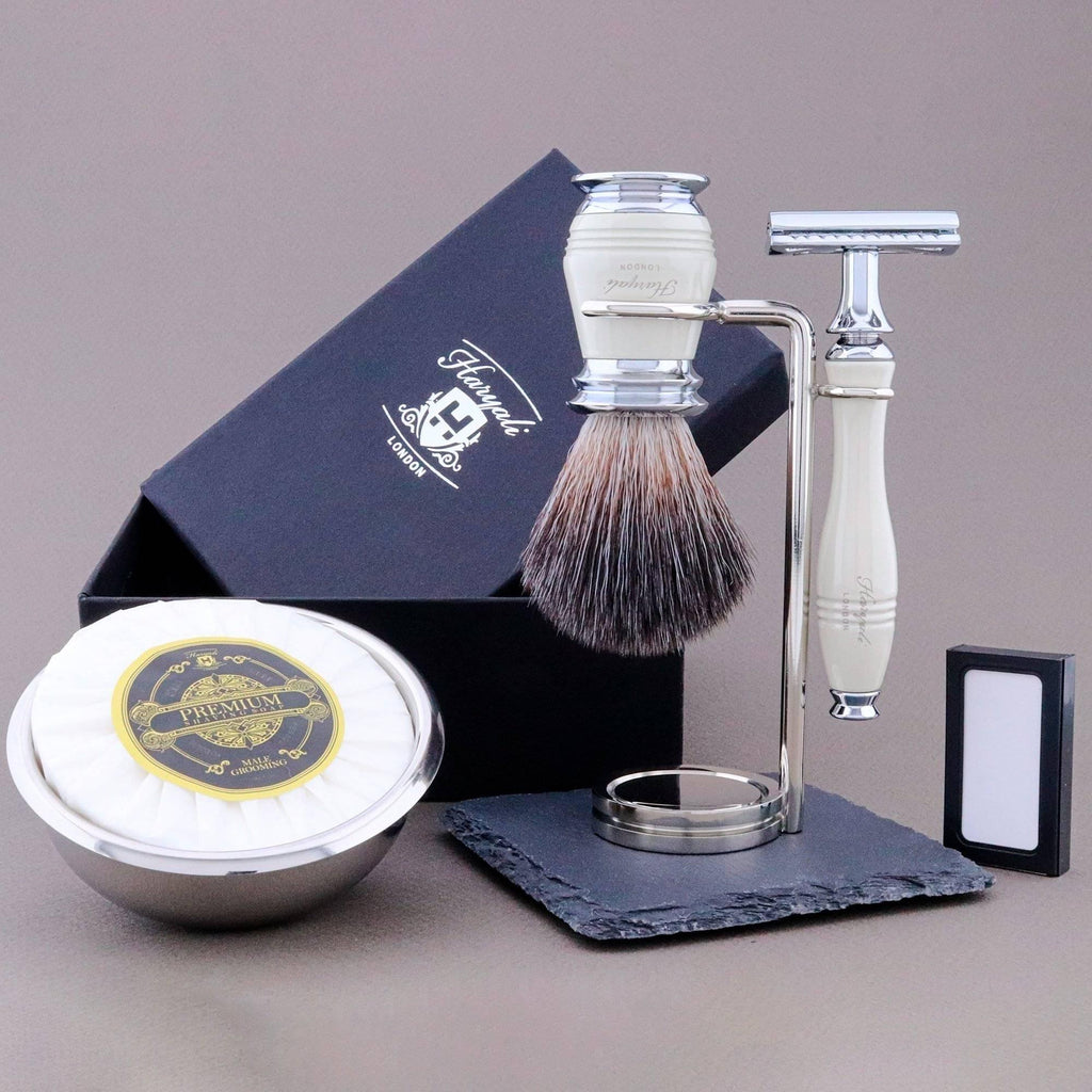 Haryali's Groove Range Shaving Kit 