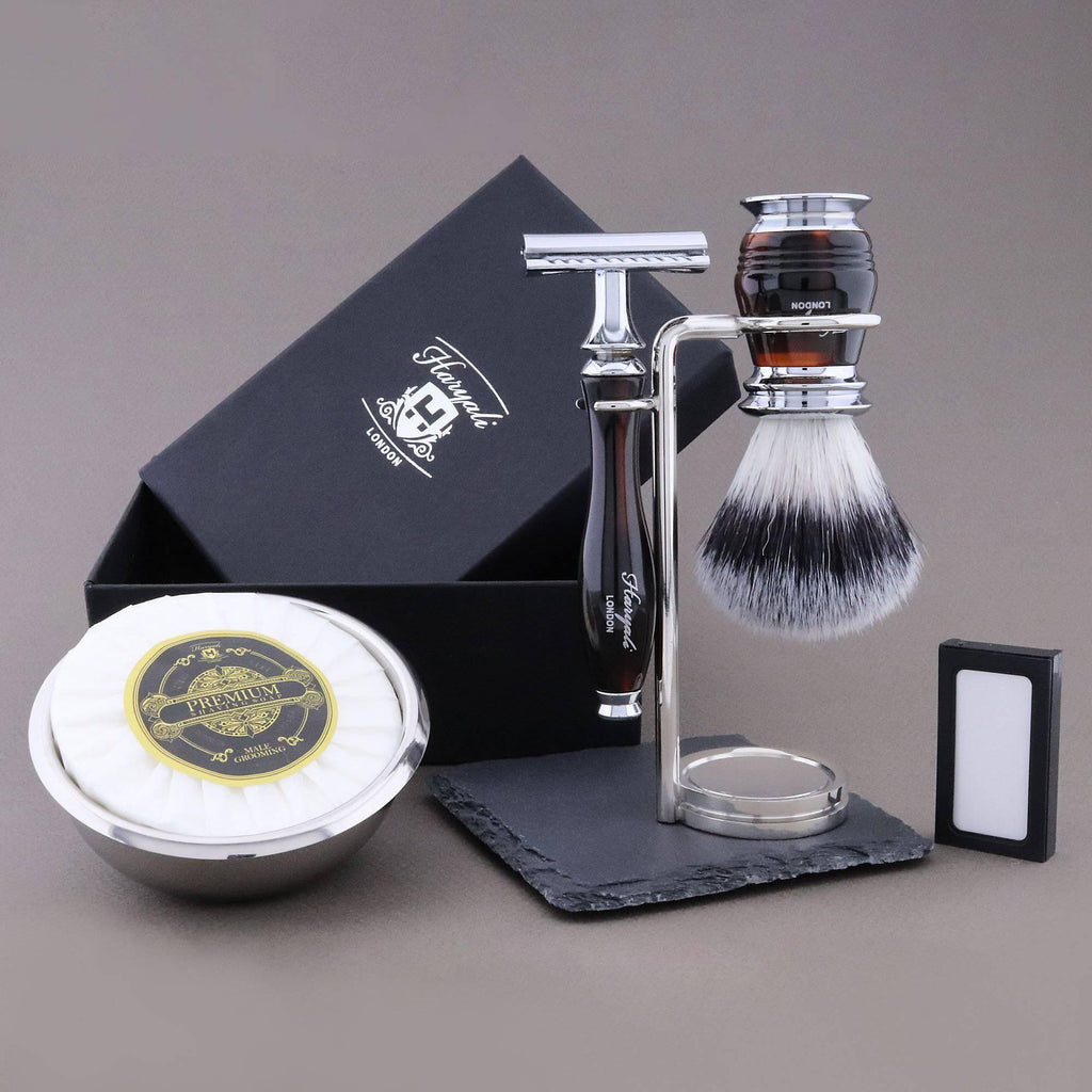 Haryali's Groove Range Shaving Kit 