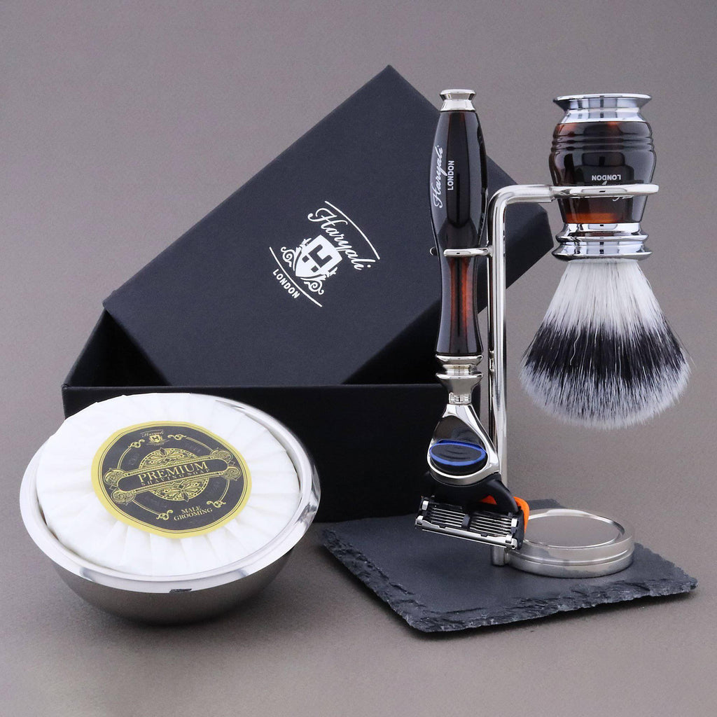 Haryali's Groove Range Shaving Kit 