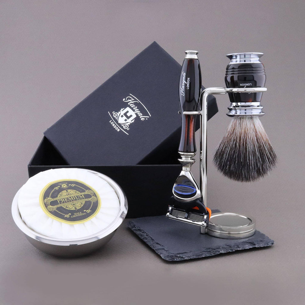 Haryali's Groove Range Shaving Kit 