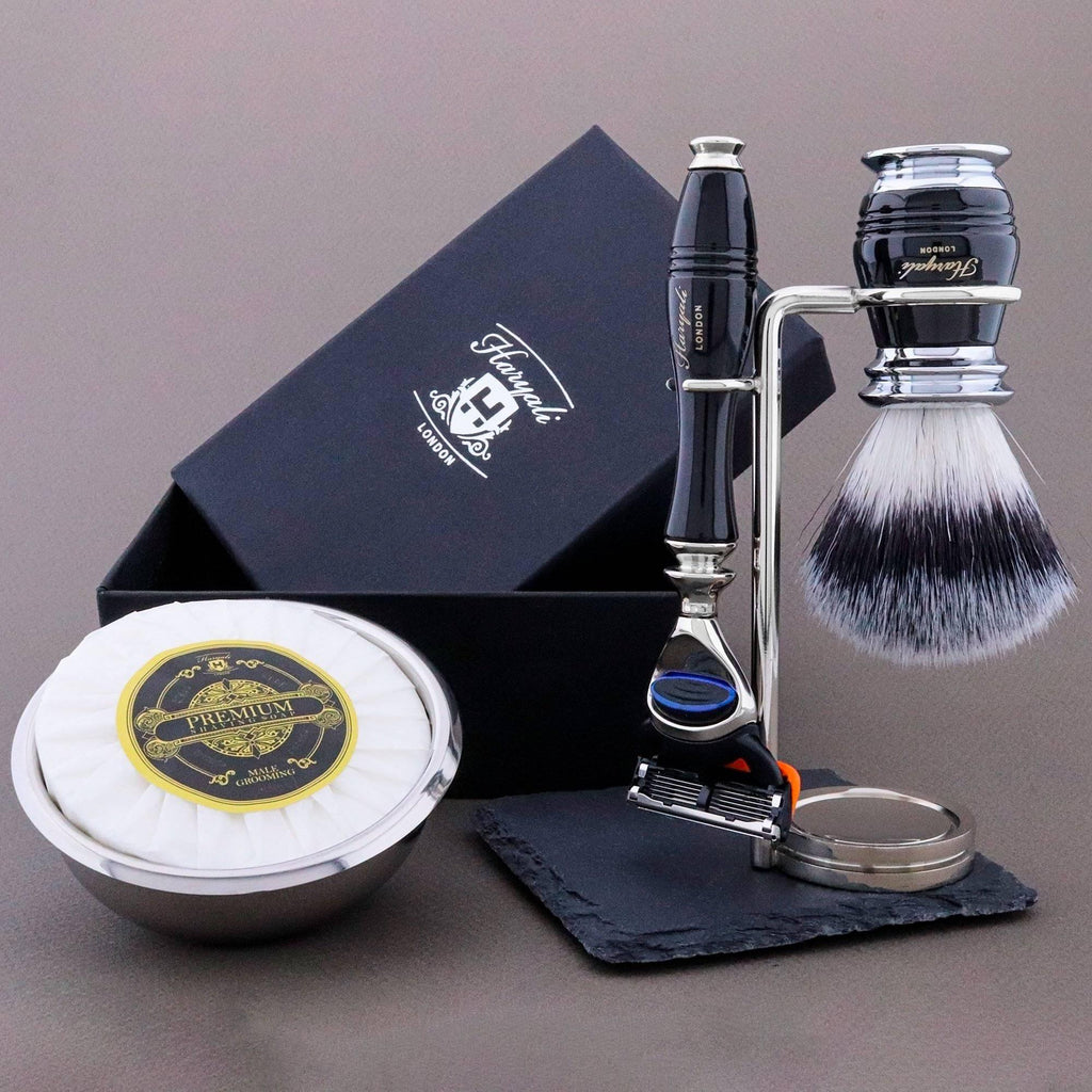 Haryali's Groove Range Shaving Kit 