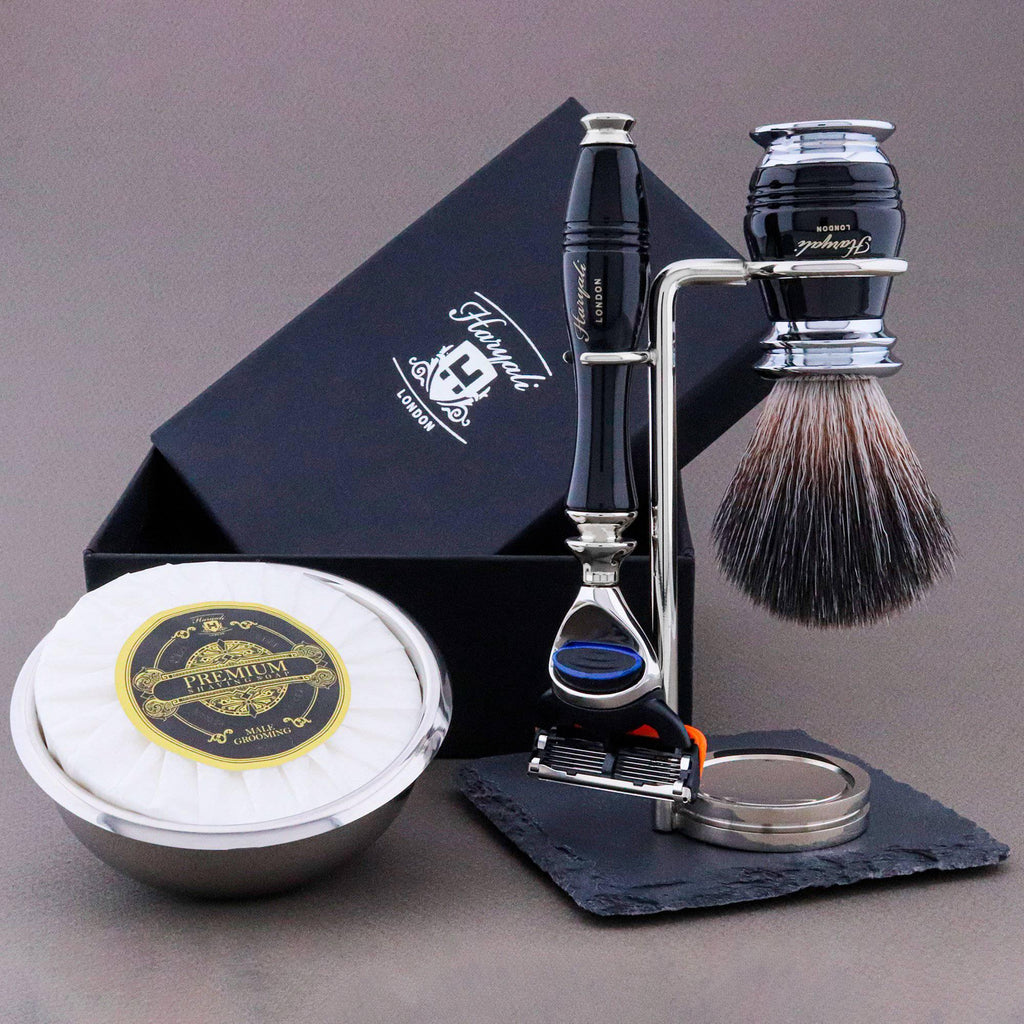 Haryali's Groove Range Shaving Kit 