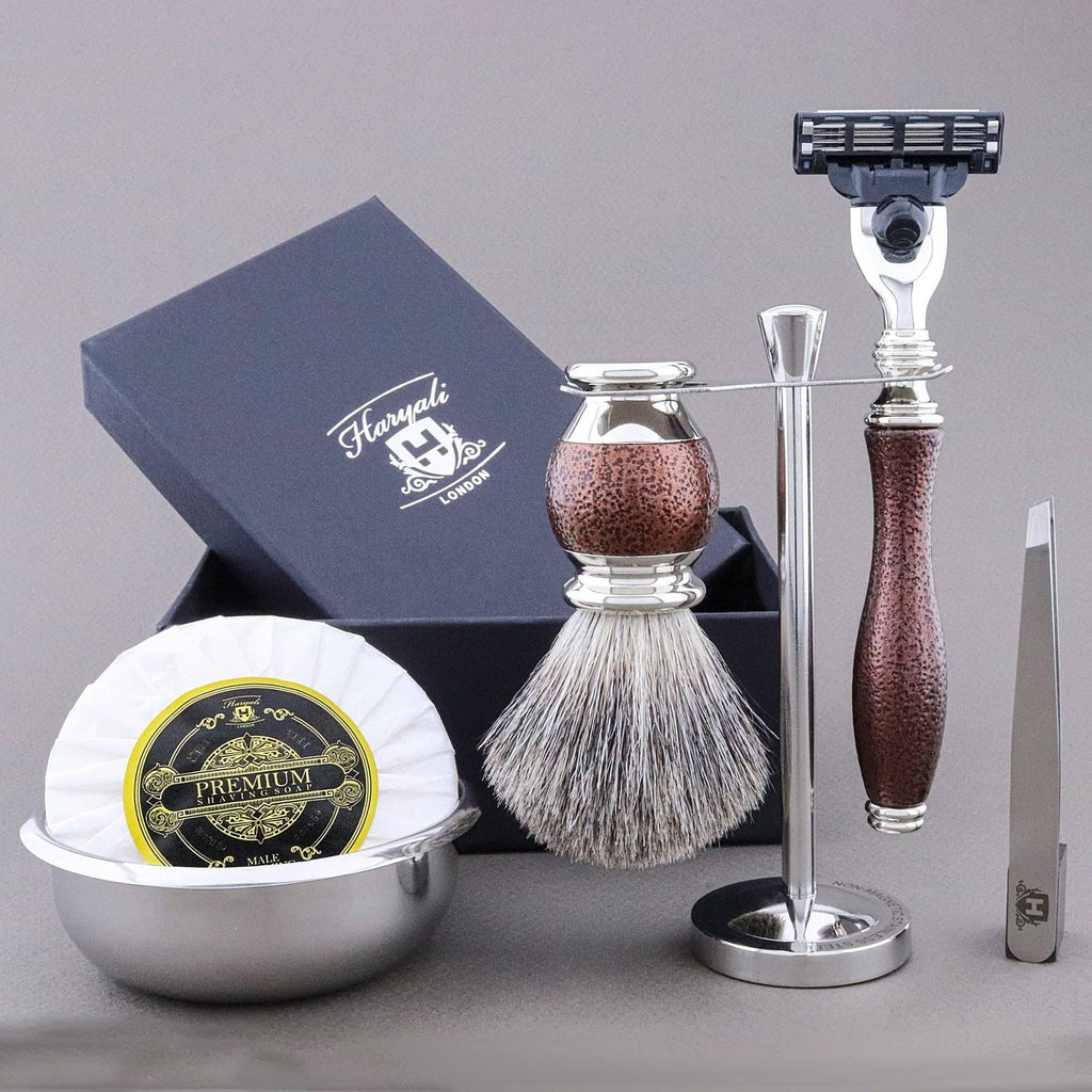 Haryali's Vase Range Shaving Kit 