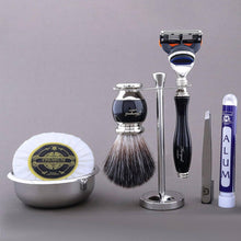 Load image into Gallery viewer, Haryali&#39;s Vase Range Shaving Kit - HARYALI LONDON